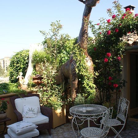 La Barbella Lägenhet Lourmarin Exteriör bild