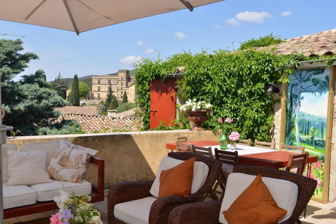 La Barbella Lägenhet Lourmarin Exteriör bild
