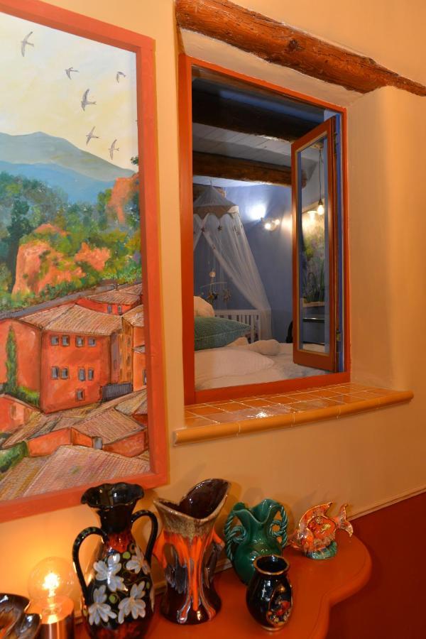 La Barbella Lägenhet Lourmarin Exteriör bild