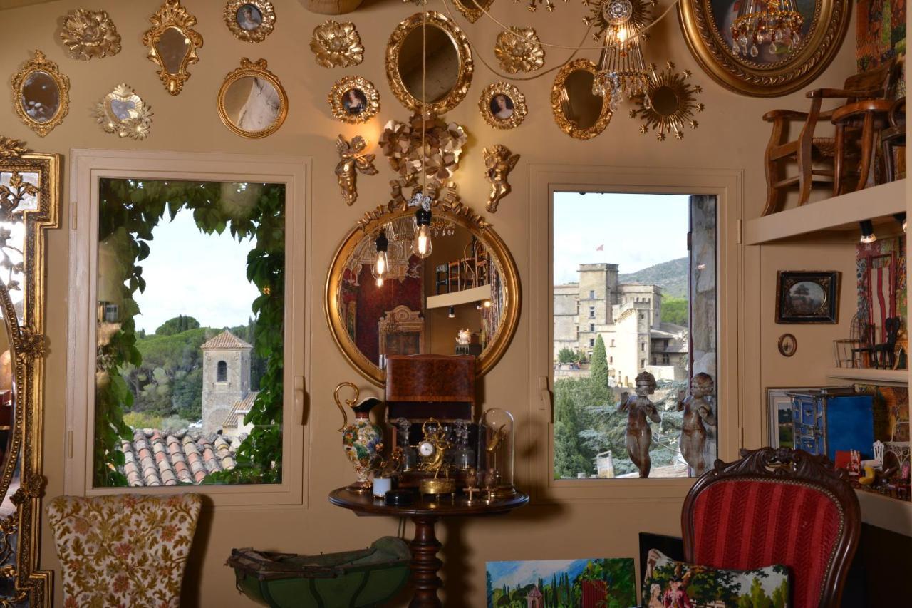 La Barbella Lägenhet Lourmarin Exteriör bild